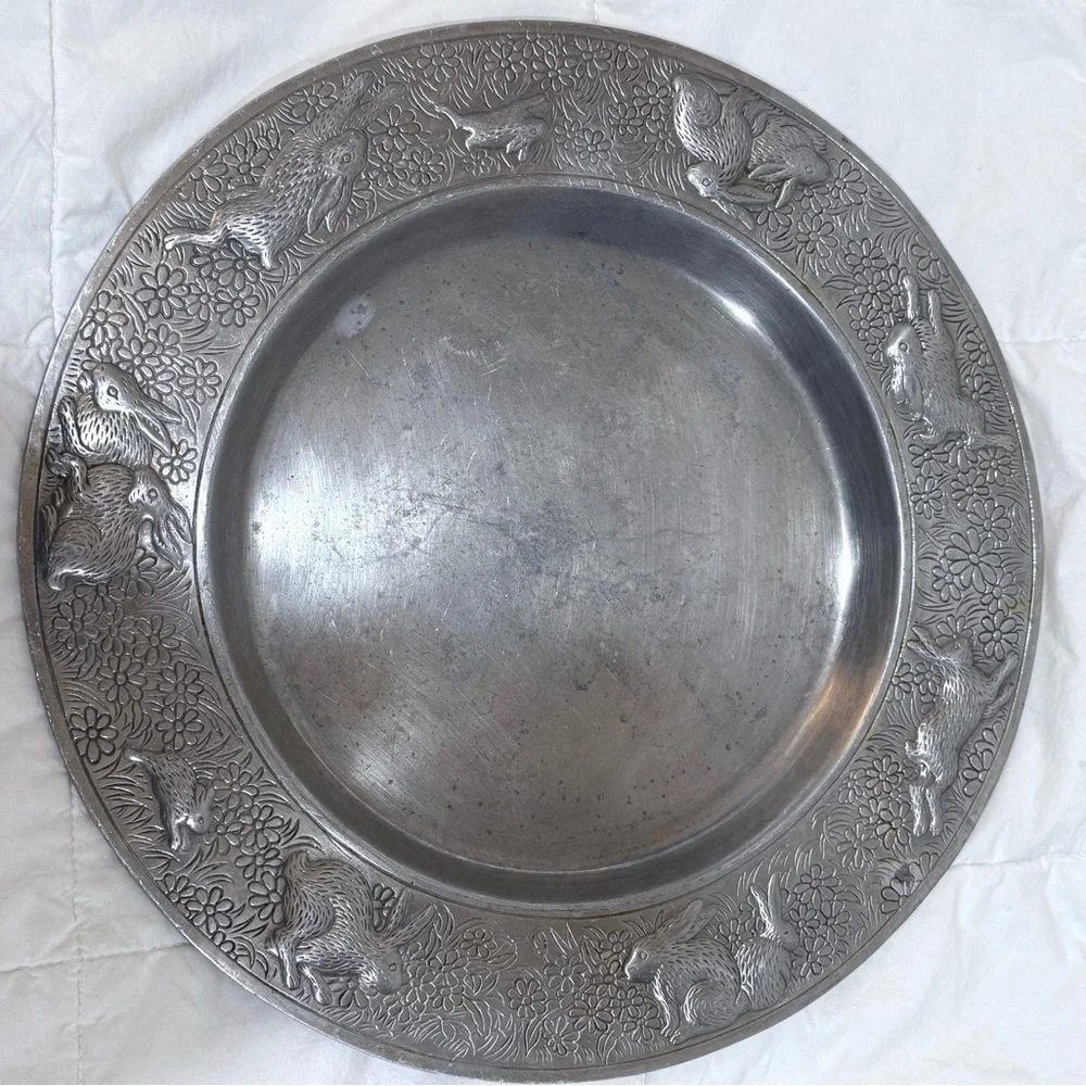 VTG Arthur Court 1980 14” Round Serving Tray/Platter/Charger w/Rabbits & Bunnies
